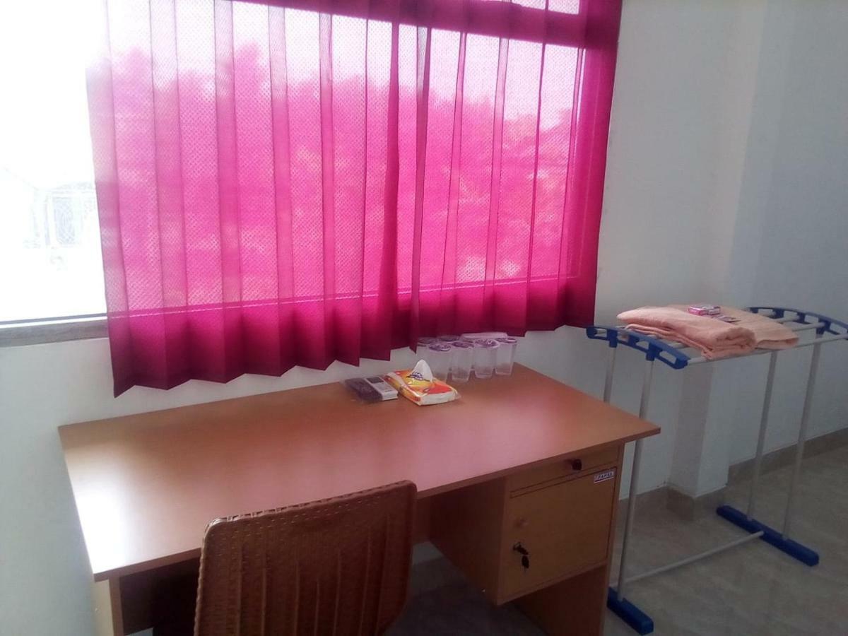 Almira Homestay Jambi Extérieur photo